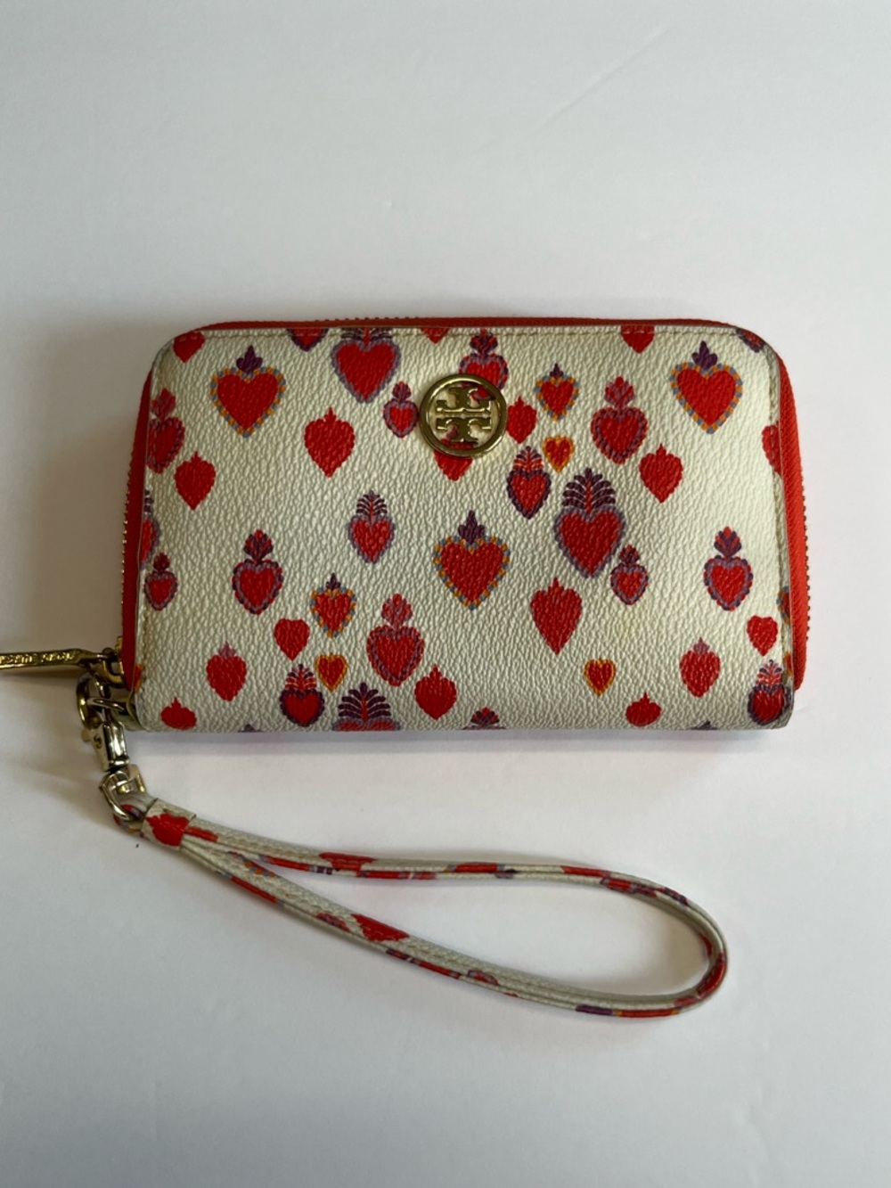 TORY BURCH Kensington Heart Zipper Wristlet Wallet
